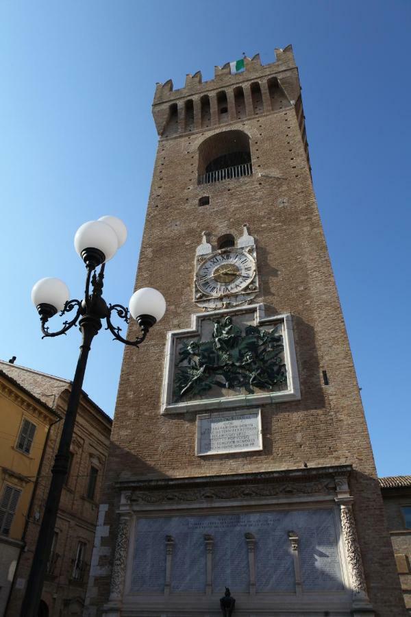 Recanati Family المظهر الخارجي الصورة